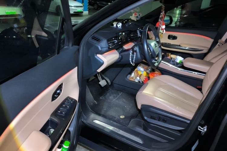 Used Nio ES6 2022 75 kWh Sport Edition Driver Seat