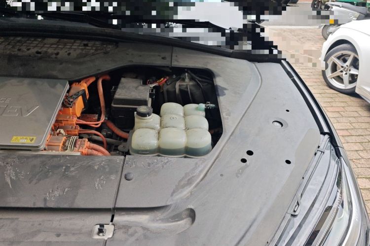 Used Nio ES6 2022 75 kWh Sport Edition Engine Bay Left