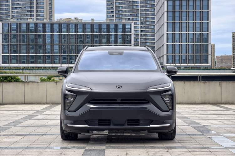 Used Nio ES6 2022 75 kWh Sport Edition Exterior 1