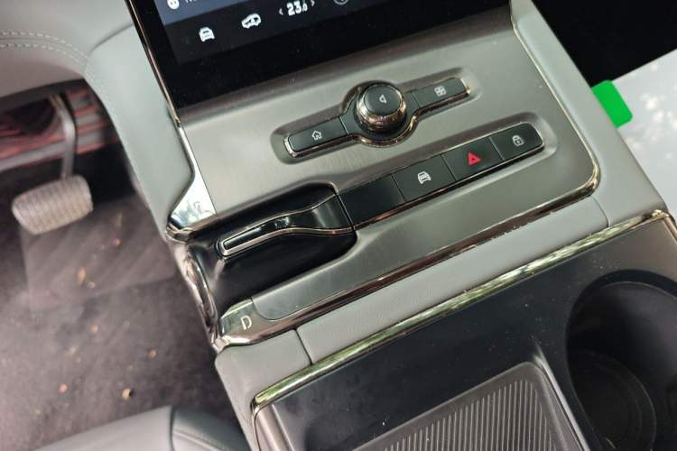 Used Nio ES6 2022 75 kWh Sport Edition Gear Lever