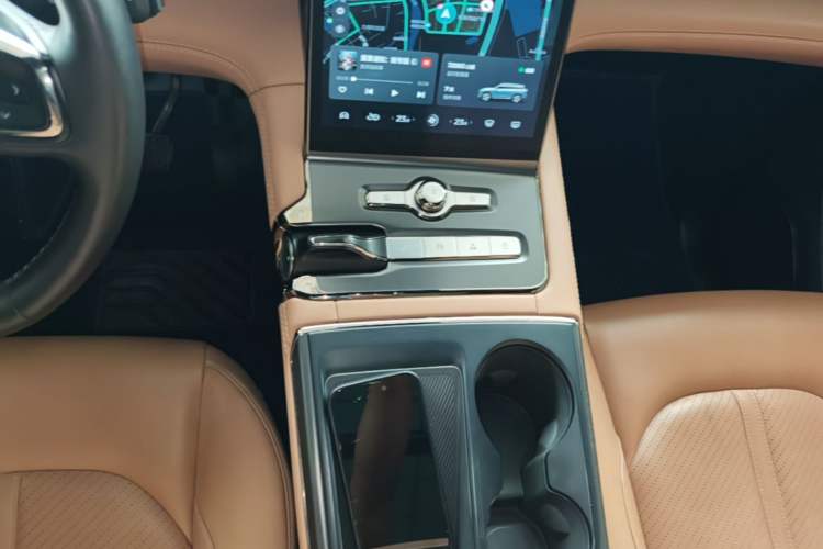 Used Nio ES6 2022 75 kWh Sport Edition Gear Lever