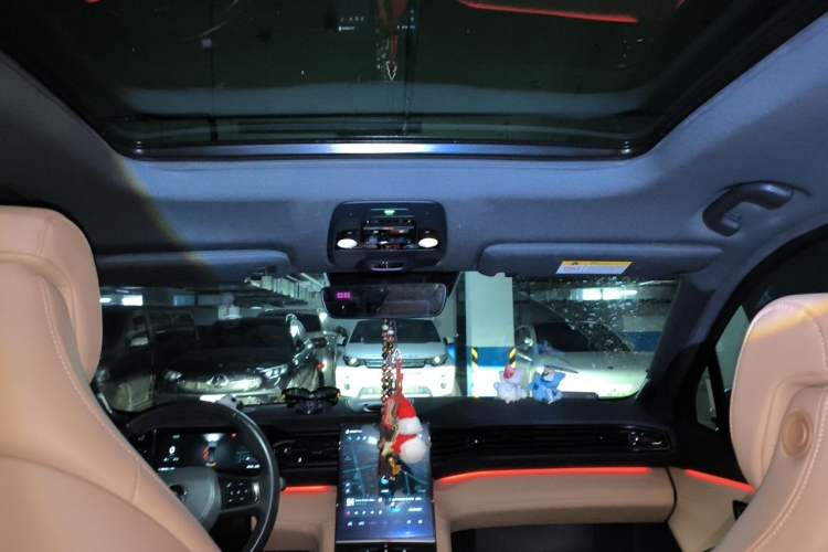 Used Nio ES6 2022 75 kWh Sport Edition Headliner