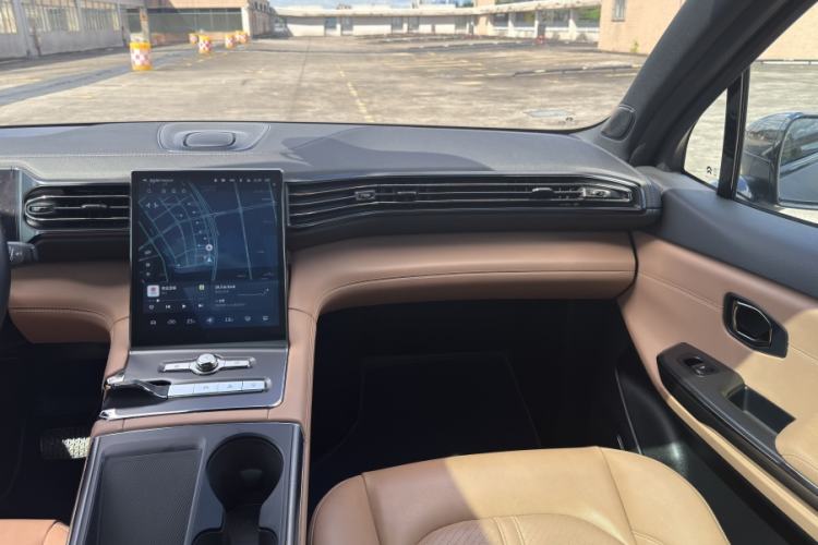 Used Nio ES6 2022 75 kWh Sport Edition Interior 6