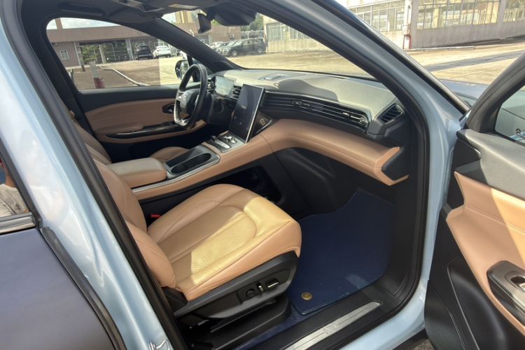 Used Nio ES6 2022 75 kWh Sport Edition Interior 9