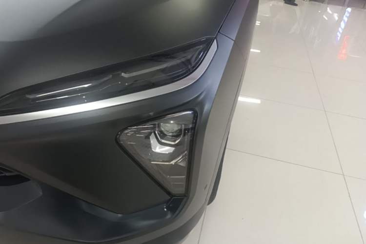 Used Nio ES6 2022 75 kWh Sport Edition Left Front Headlight