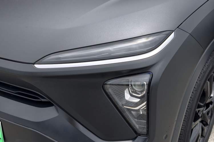 Used Nio ES6 2022 75 kWh Sport Edition Left Front Headlight