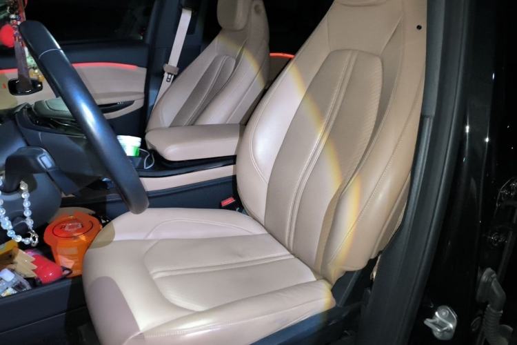 Used Nio ES6 2022 75 kWh Sport Edition Left Front Seat