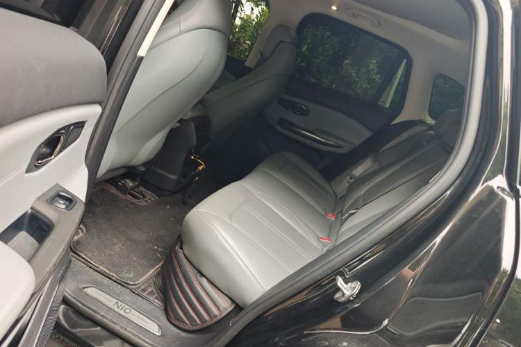 Used Nio ES6 2022 75 kWh Sport Edition Left Rear Seat