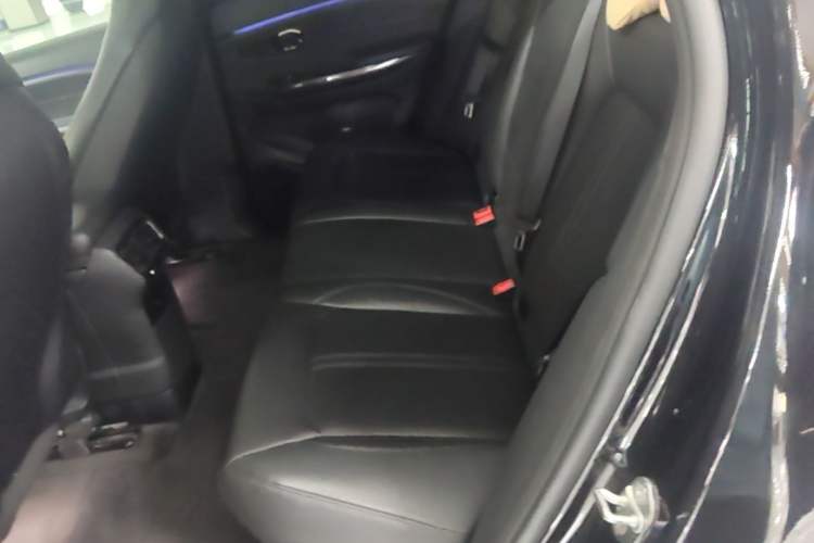 Used Nio ES6 2022 75 kWh Sport Edition Left Rear Seat