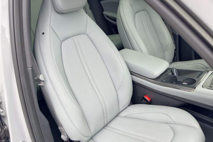 Used Nio ES6 2022 75 kWh Sport Edition Right Front Seat