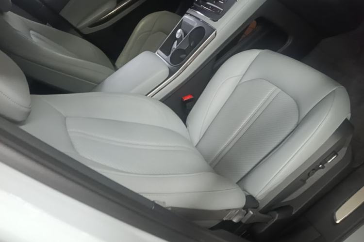 Used Nio ES6 2022 75 kWh Sport Edition Right Front Seat