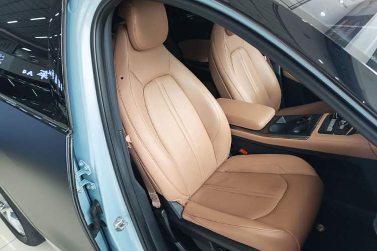 Used Nio ES6 2022 75 kWh Sport Edition Right Front Seat