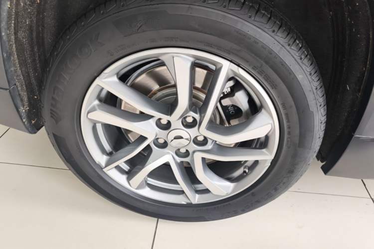 Used Nio ES6 2022 75 kWh Sport Edition Right Rear Wheel Hub