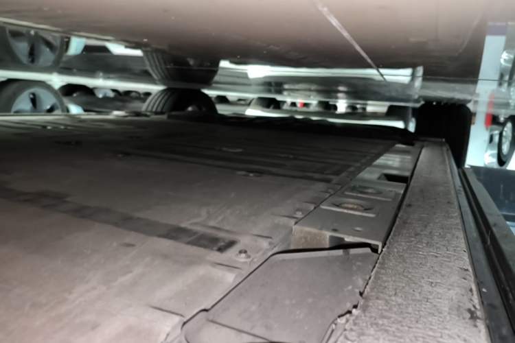 Used Nio ES6 2022 100kWh Performance Version Right Side Sill