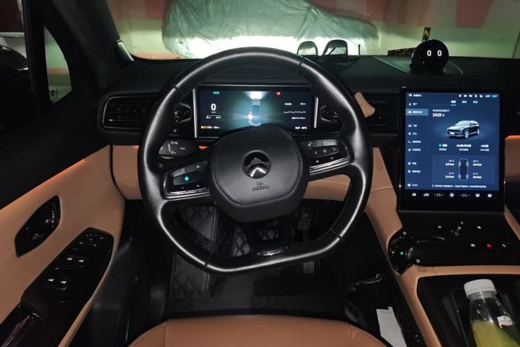 Used Nio ES6 2022 75 kWh Sport Edition Steering Wheel