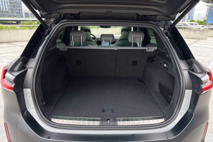 Used Nio ES6 2022 75 kWh Sport Edition Trunk