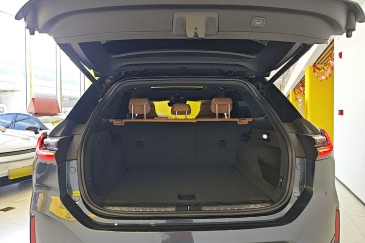 Used Nio ES6 2022 75 kWh Sport Edition Trunk