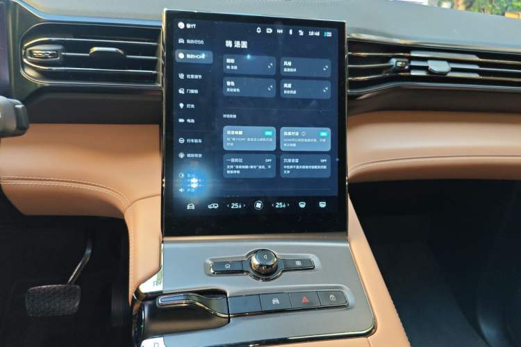 Used Nio ES6 2022 75 kWh Sport Edition Audio And AC Panel