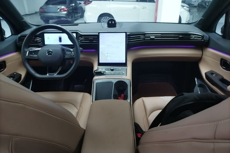 Used Nio ES6 2022 75 kWh Sport Edition Center Console