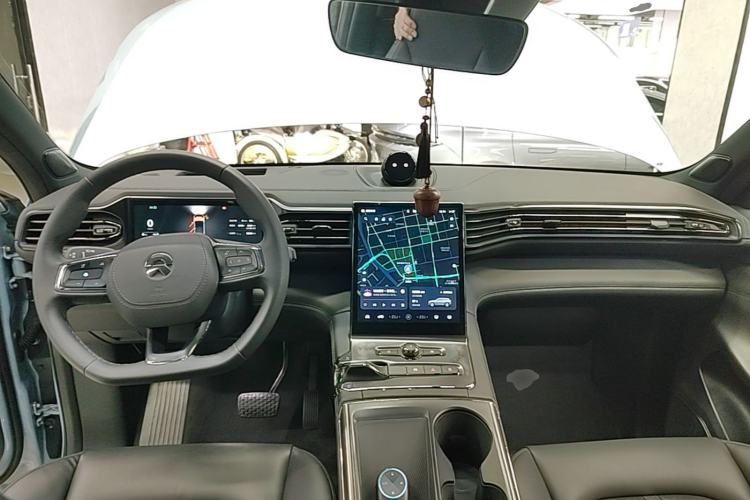 Used Nio ES6 2022 75 kWh Sport Edition Center Console
