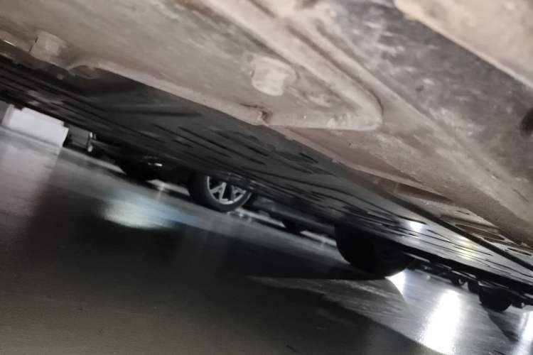Used Nio ES6 2022 75 kWh Performance Version Chassis Front Left