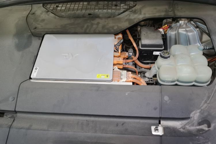 Used Nio ES6 2022 75 kWh Performance Version Engine Bay