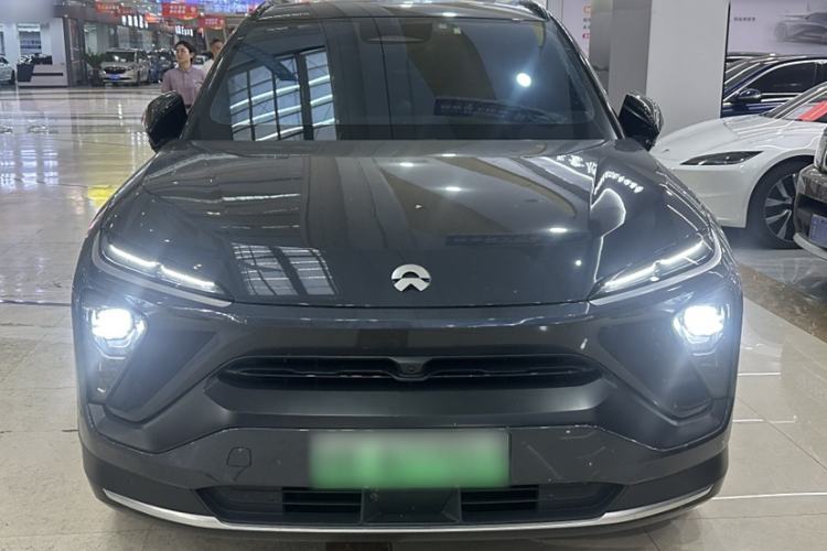 Used Nio ES6 2022 75 kWh Sport Edition Exterior 1