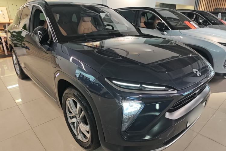 Used Nio ES6 2022 100kWh Sport Edition Front Right 45 Deg