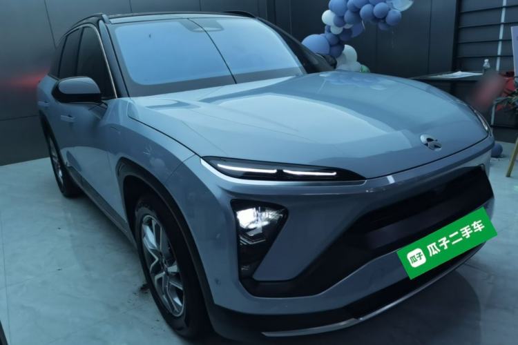 Used Nio ES6 2022 75 kWh Sport Edition Front Right 45 Deg