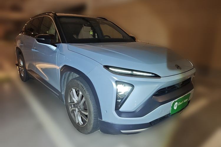 Used Nio ES6 2022 100kWh Sport Edition Front Right 45 Deg