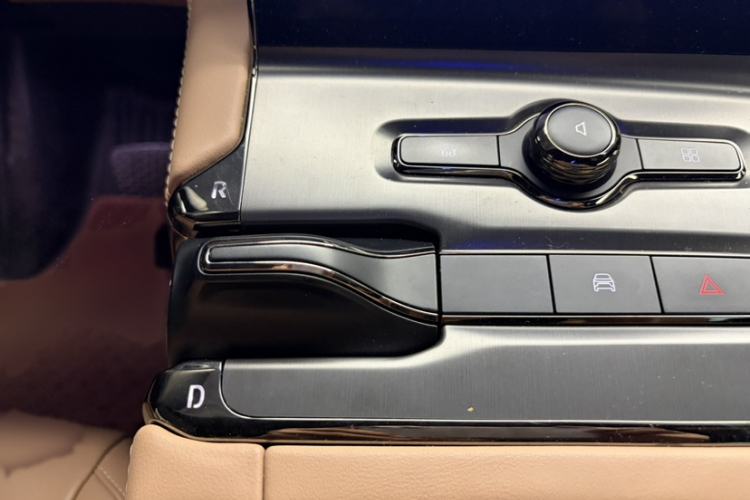 Used Nio ES6 2022 75 kWh Sport Edition Gear Lever