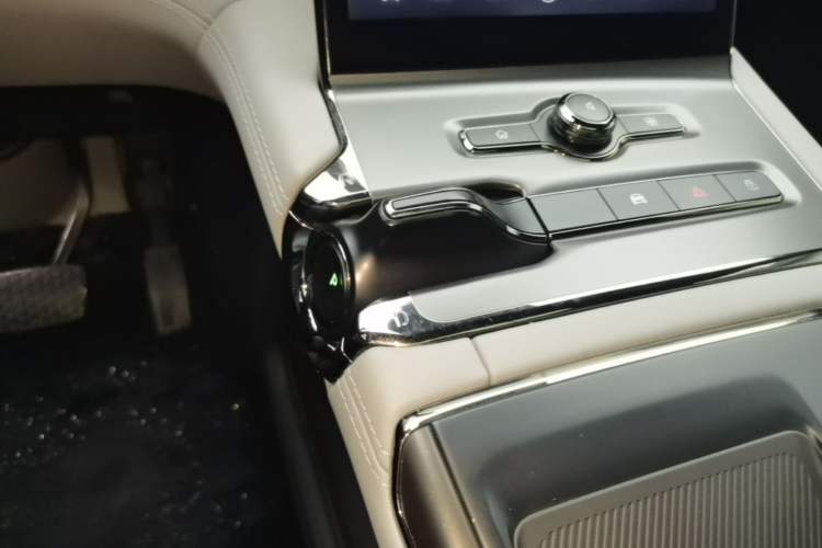 Used Nio ES6 2022 75 kWh Sport Edition Gear Lever