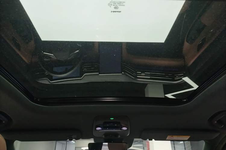 Used Nio ES6 2022 75 kWh Sport Edition Headliner