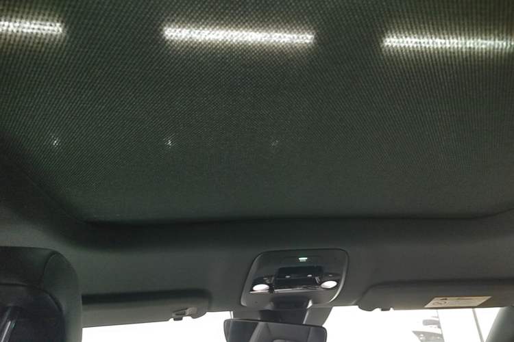 Used Nio ES6 2022 75 kWh Sport Edition Headliner