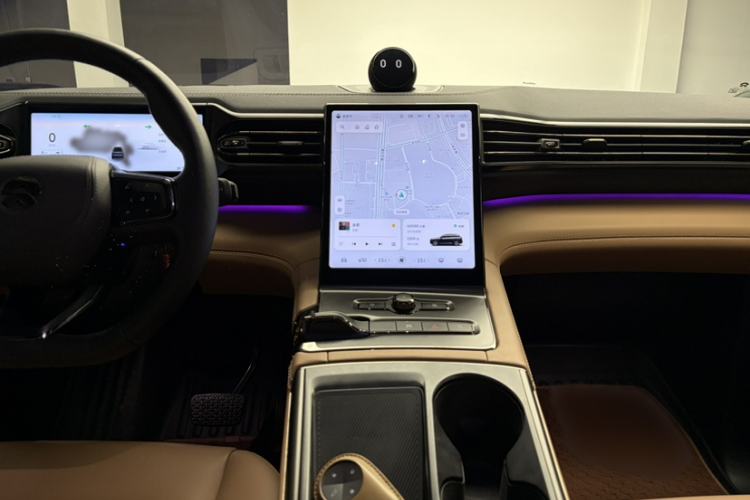 Used Nio ES6 2022 75 kWh Sport Edition Interior 3
