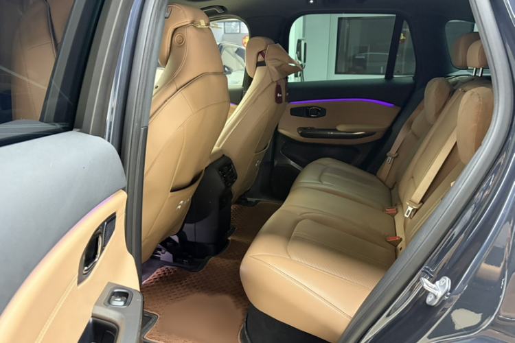 Used Nio ES6 2022 75 kWh Sport Edition Interior 5