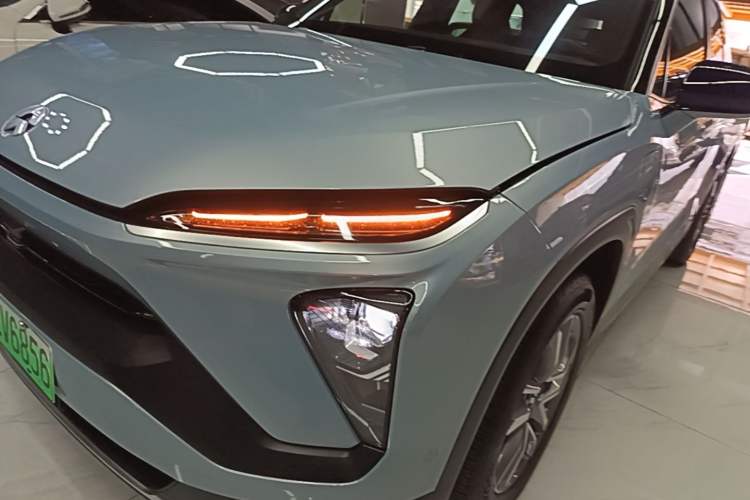 Used Nio ES6 2022 75 kWh Performance Version Left Front Headlight