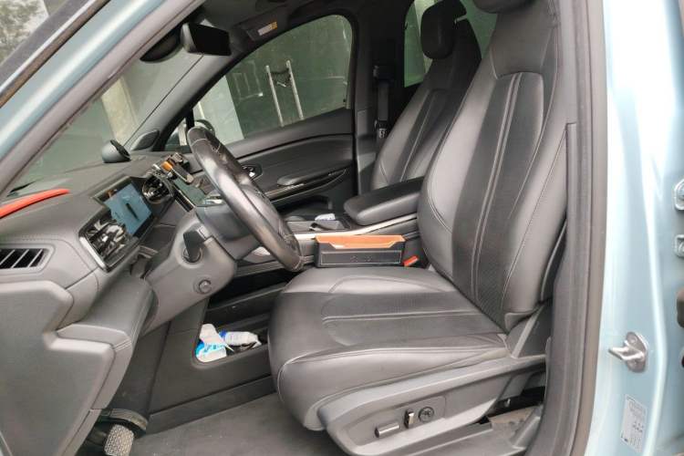 Used Nio ES6 2022 100kWh Performance Version Left Front Seat
