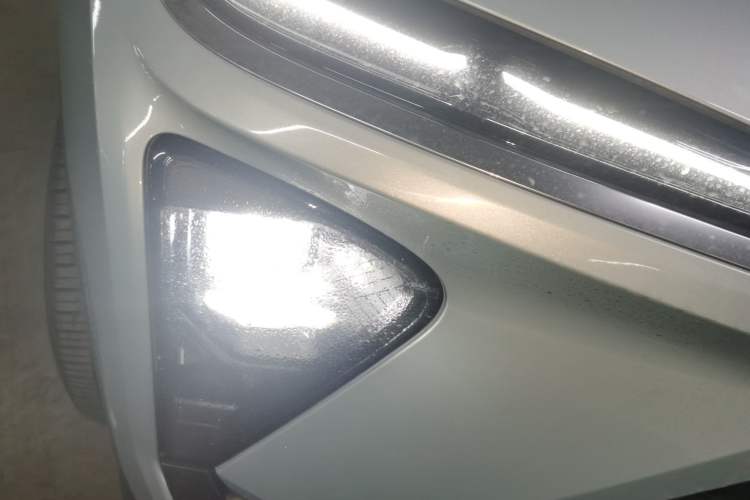 Used Nio ES6 2022 75 kWh Performance Version Right Front Headlight