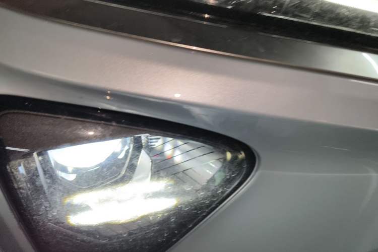 Used Nio ES6 2022 75 kWh Performance Version Right Front Headlight