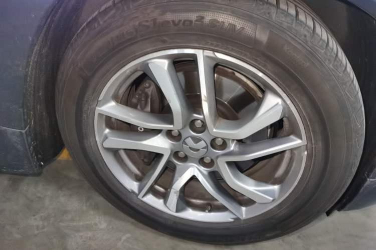 Used Nio ES6 2022 75 kWh Performance Version Right Front Wheel Hub