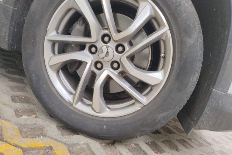 Used Nio ES6 2022 100kWh Sport Edition Right Front Wheel Hub