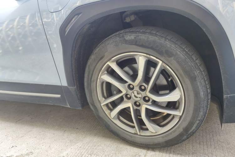 Used Nio ES6 2022 75 kWh Sport Edition Right Front Wheel Hub