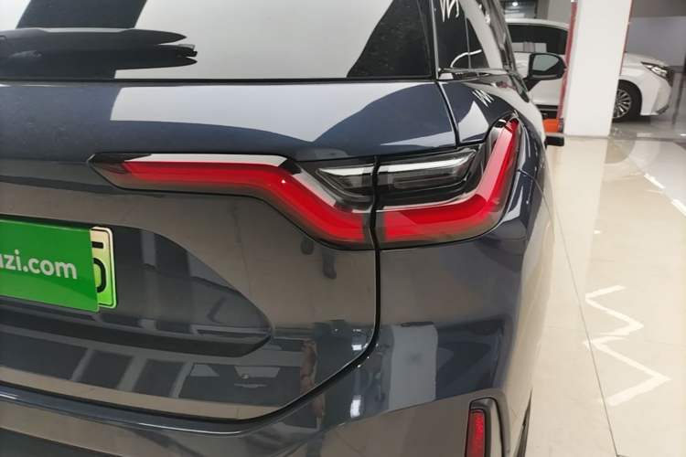 Used Nio ES6 2022 75 kWh Sport Edition Right Rear Taillight