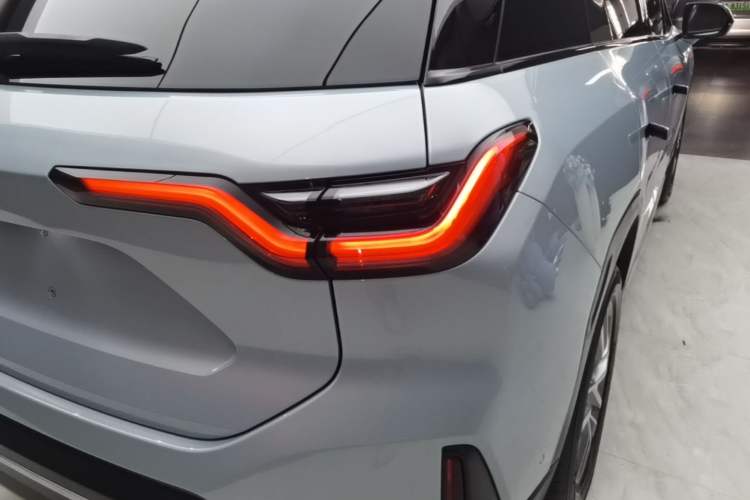 Used Nio ES6 2022 75 kWh Sport Edition Right Rear Taillight