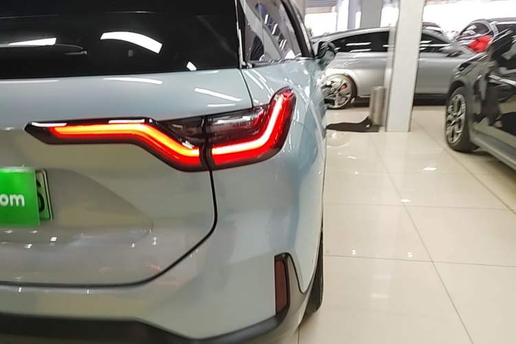 Used Nio ES6 2022 75 kWh Sport Edition Right Rear Taillight