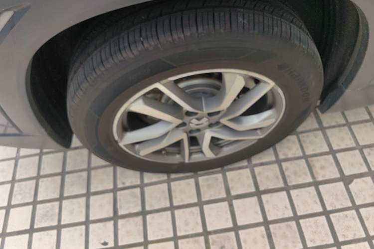 Used Nio ES6 2022 75 kWh Performance Version Right Rear Wheel Hub