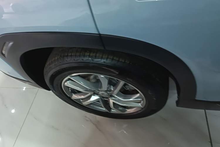 Used Nio ES6 2022 75 kWh Performance Version Right Rear Wheel Hub