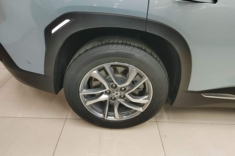 Used Nio ES6 2022 75 kWh Sport Edition Right Rear Wheel Hub