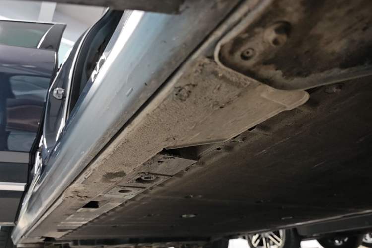 Used Nio ES6 2022 100kWh Sport Edition Right Side Sill